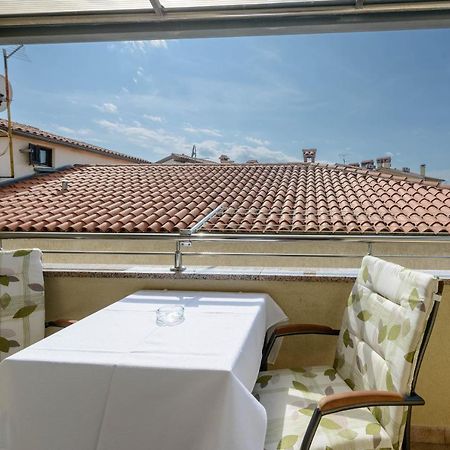 רוביני Apartments Milar מראה חיצוני תמונה