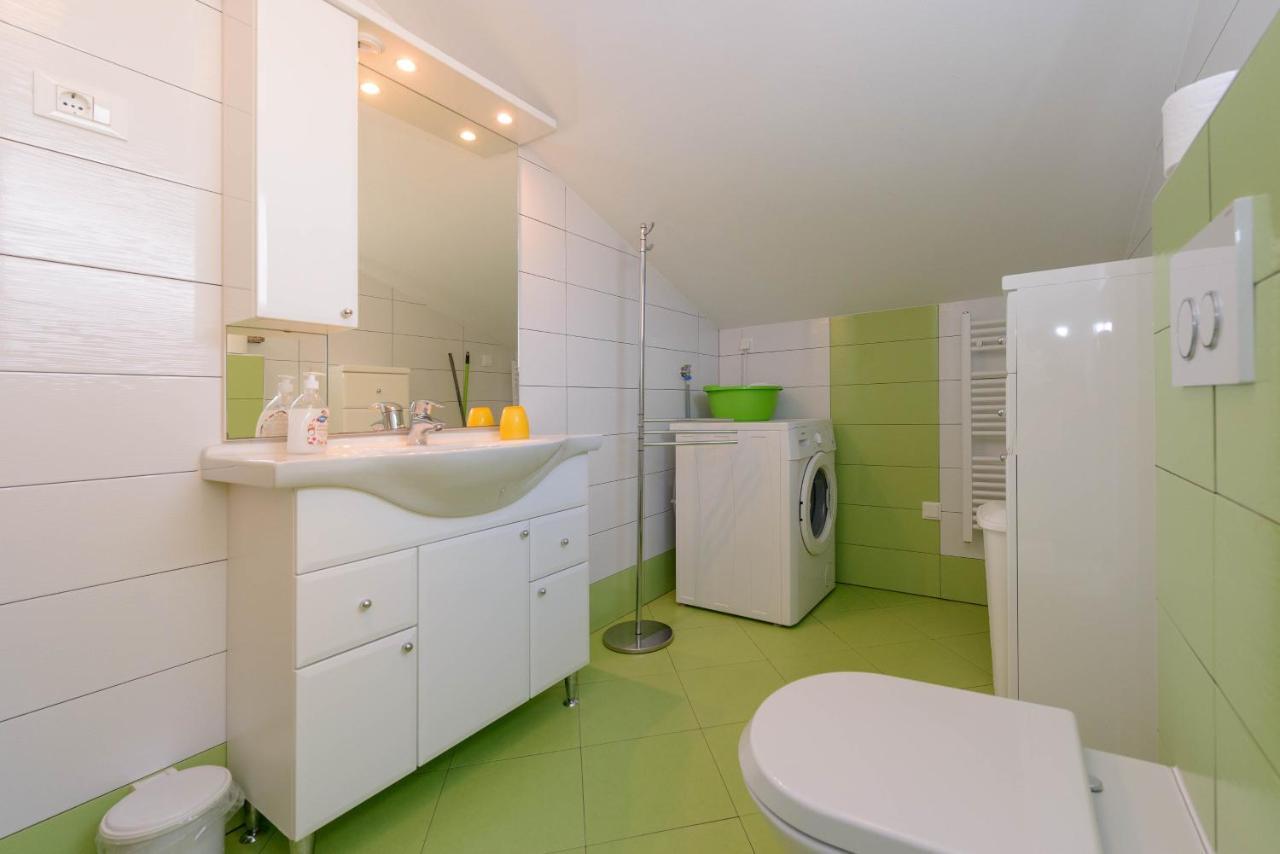 רוביני Apartments Milar מראה חיצוני תמונה