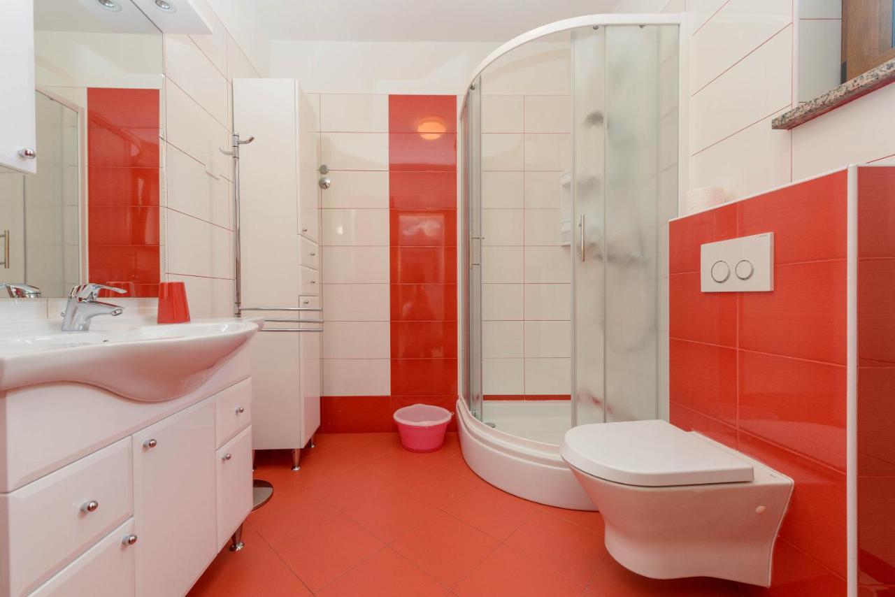 רוביני Apartments Milar מראה חיצוני תמונה